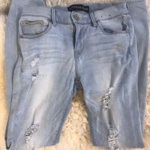 Express light wash distressed jeans